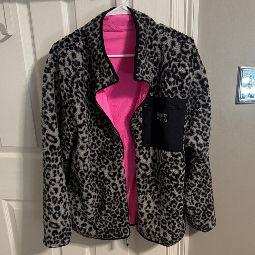 PINK Victoria's Secret Black & Gray Leopard Teddy Jacket with Hot Pink Lining